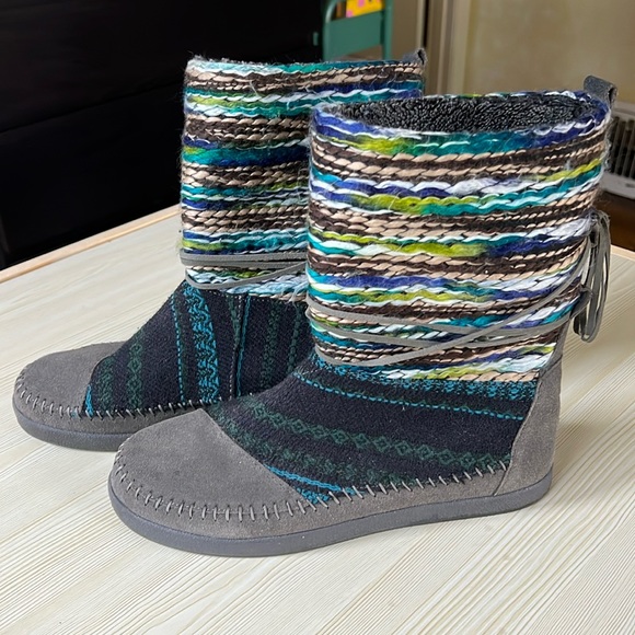 toms nepal boots